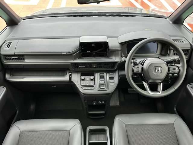 ホンダ ステップワゴン　ハイブリッド ２．０ Ｅ：ＨＥＶ スパーダ R5年 (東海) 99