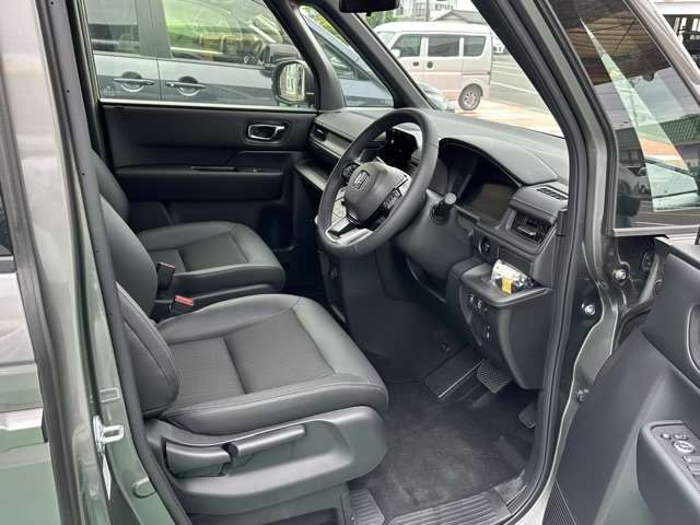 ホンダ ステップワゴン　ハイブリッド ２．０ Ｅ：ＨＥＶ スパーダ R5年 (東海) 99