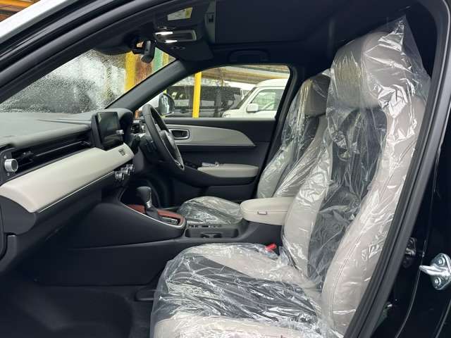 ホンダ ヴェゼル １．５ Ｅ：ＨＥＶ プレイ R6年 (東海) 99