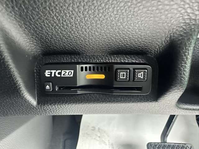 ホンダ ヴェゼル １．５ Ｅ：ＨＥＶ プレイ R6年 (東海) 99