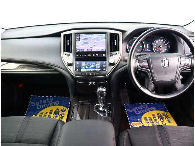 トヨタ クラウン　ハイブリッド ハイブリッド ２．５ Ｓ H26年 (関東) 99