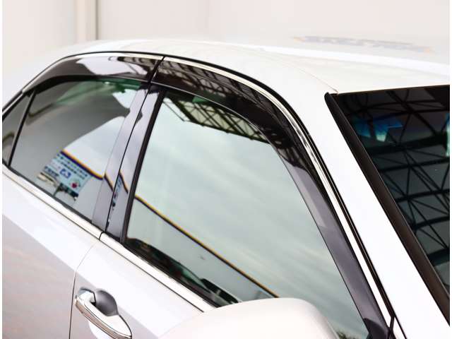 トヨタ クラウン　ハイブリッド ハイブリッド ２．５ Ｓ H26年 (関東) 99