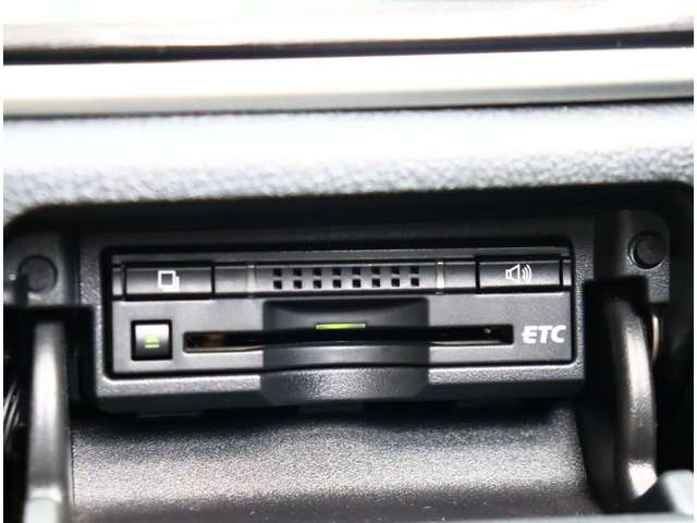 トヨタ クラウン　ハイブリッド ハイブリッド ２．５ Ｓ H26年 (関東) 99