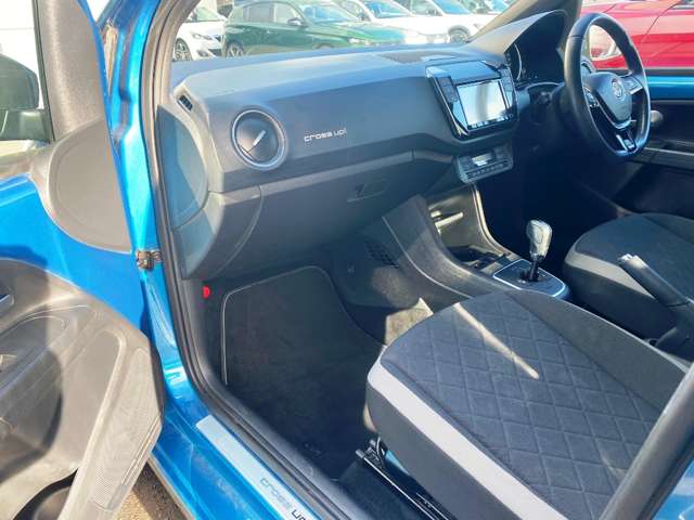 フォルクスワーゲン ＣＲＯＳＳ ＵＰ！ １．０ R1年 (東北) 99