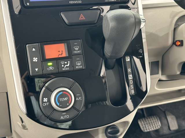 ダイハツ タント ６６０ Ｘ ＳＡＩＩＩ H30年 (中国) 99