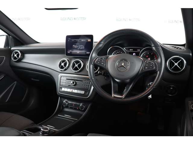 メルセデスベンツ ＧＬＡクラス ＧＬＡ１８０ R1年 (近畿) 99