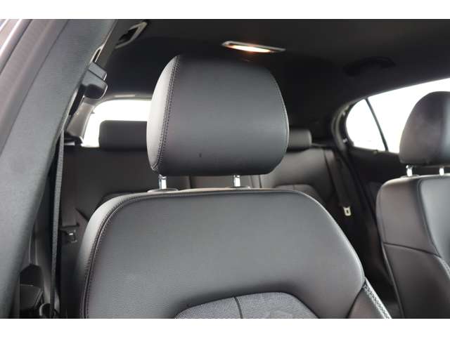 メルセデスベンツ ＧＬＡクラス ＧＬＡ１８０ R1年 (近畿) 99