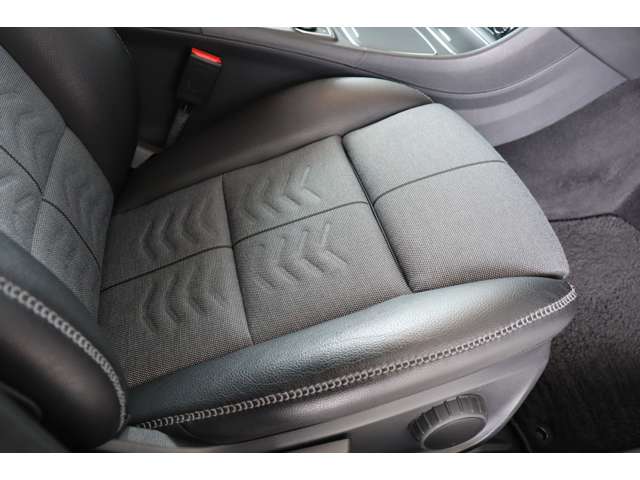 メルセデスベンツ ＧＬＡクラス ＧＬＡ１８０ R1年 (近畿) 99