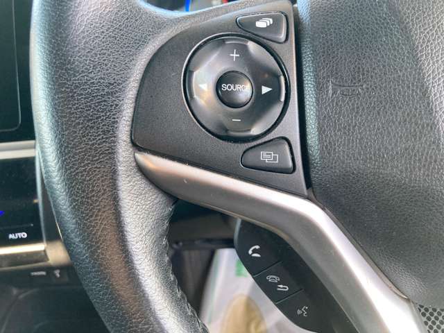 ホンダ フィット　ハイブリッド １．５ ハイブリッド Ｓパッケージ H26年 (東北) 99