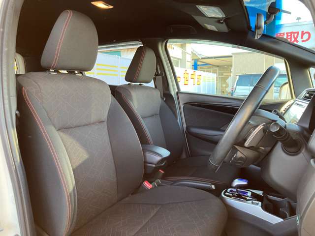 ホンダ フィット　ハイブリッド １．５ ハイブリッド Ｓパッケージ H26年 (東北) 99