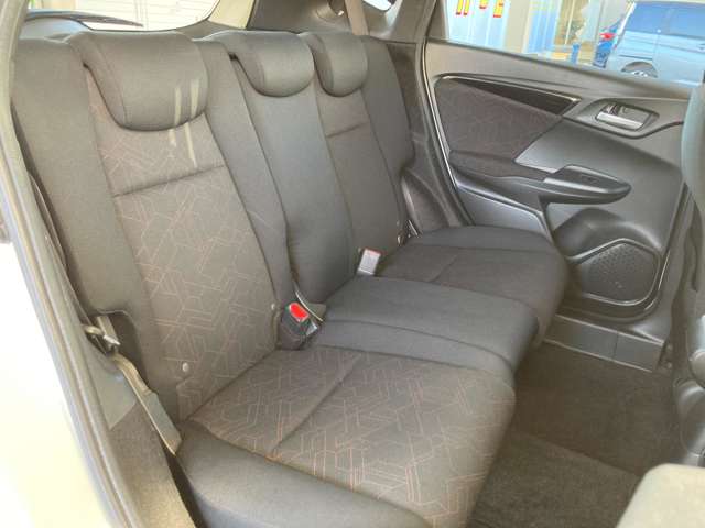 ホンダ フィット　ハイブリッド １．５ ハイブリッド Ｓパッケージ H26年 (東北) 99