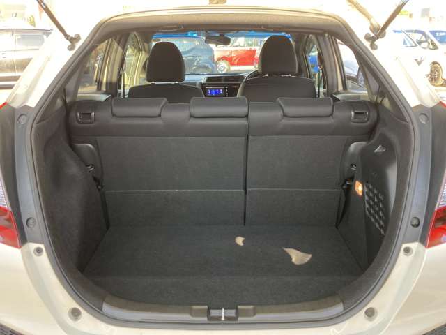 ホンダ フィット　ハイブリッド １．５ ハイブリッド Ｓパッケージ H26年 (東北) 99