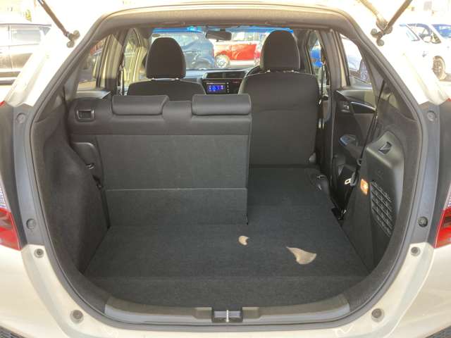 ホンダ フィット　ハイブリッド １．５ ハイブリッド Ｓパッケージ H26年 (東北) 99