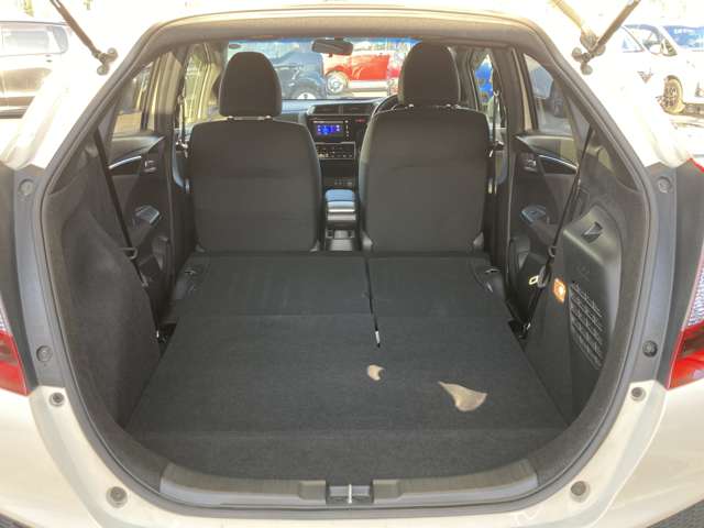 ホンダ フィット　ハイブリッド １．５ ハイブリッド Ｓパッケージ H26年 (東北) 99