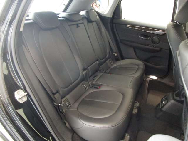 ＢＭＷ ２シリーズアクティブツアラー ２１８Ｉ ラグジュアリー ＤＣＴ R3年 (近畿) 99