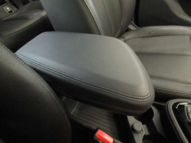 ＢＭＷ ２シリーズアクティブツアラー ２１８Ｉ ラグジュアリー ＤＣＴ R3年 (近畿) 99