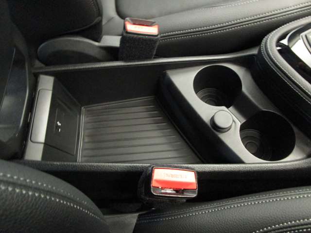 ＢＭＷ ２シリーズアクティブツアラー ２１８Ｉ ラグジュアリー ＤＣＴ R3年 (近畿) 99