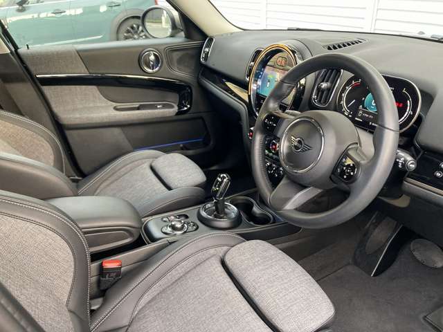 ミニ ミニクロスオーバー クーパー Ｄ R3年 (近畿) 99