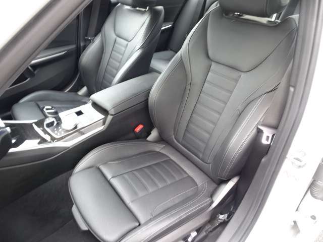 ＢＭＷ ３シリーズ ３２０Ｄ Ｘドライブ Ｍスポーツ ディーゼルターボ ４ＷＤ R4年 (近畿) 99