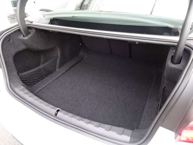 ＢＭＷ ３シリーズ ３２０Ｄ Ｘドライブ Ｍスポーツ ディーゼルターボ ４ＷＤ R4年 (近畿) 99