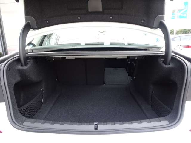 ＢＭＷ ３シリーズ ３２０Ｄ Ｘドライブ Ｍスポーツ ディーゼルターボ ４ＷＤ R4年 (近畿) 99