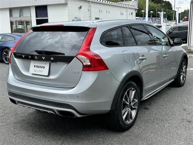 ボルボ Ｖ６０クロスカントリー Ｄ４ ＳＥ ディーゼルターボ H29年 (東北) 99
