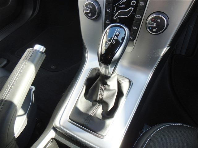 ボルボ Ｖ４０ Ｄ４ ダイナミック エディション ディーゼルターボ H29年 (東北) 99