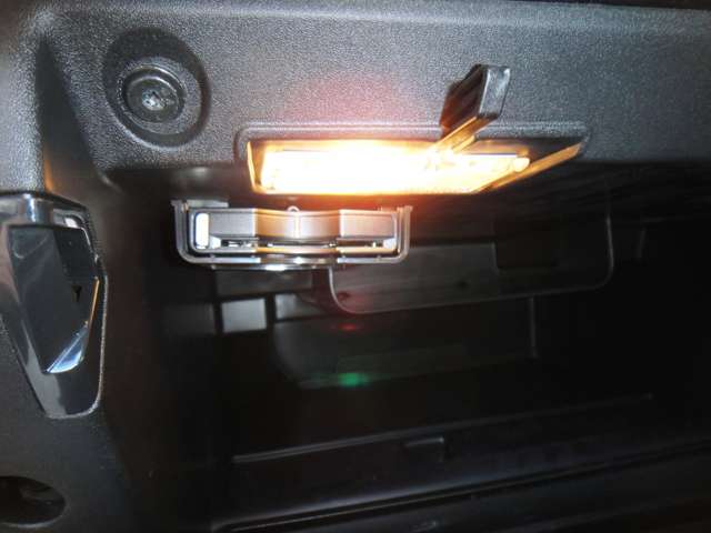 ボルボ Ｖ４０ Ｄ４ ダイナミック エディション ディーゼルターボ H29年 (東北) 99