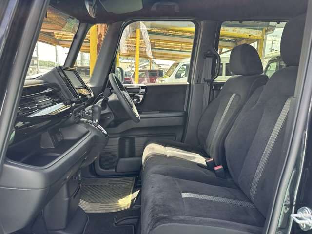 ホンダ Ｎ　ＢＯＸ カスタム ６６０ Ｌ R4年 (東海) 99