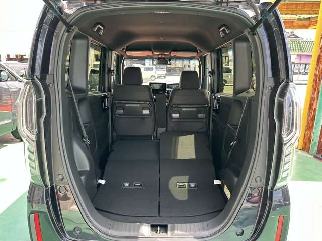 ホンダ Ｎ　ＢＯＸ カスタム ６６０ Ｌ R4年 (東海) 99