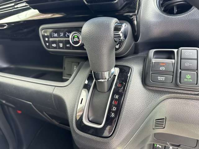 ホンダ Ｎ　ＢＯＸ カスタム ６６０ Ｌ R4年 (東海) 99