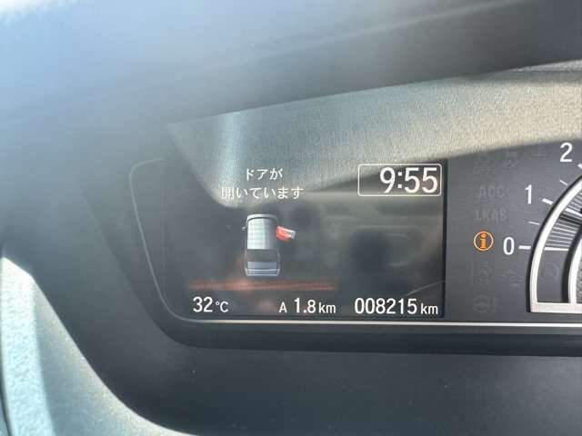 ホンダ Ｎ　ＢＯＸ カスタム ６６０ Ｌ R4年 (東海) 99