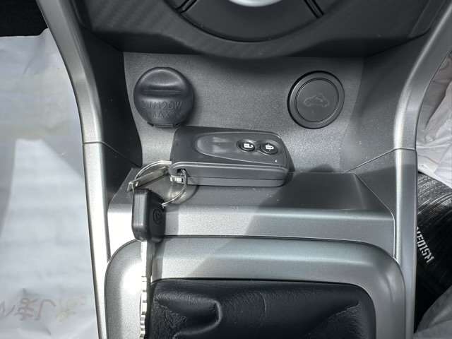 ダイハツ コペン ６６０ ２０ＴＨ アニバーサリー エディション R4年 (東海) 99