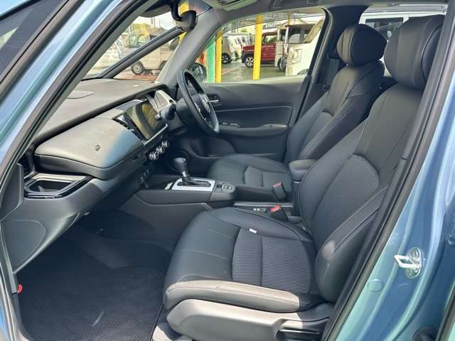 ホンダ フィット　ハイブリッド １．５ Ｅ：ＨＥＶ リュクス R4年 (東海) 99