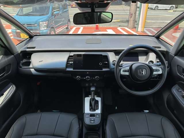 ホンダ フィット　ハイブリッド １．５ Ｅ：ＨＥＶ リュクス R4年 (東海) 99