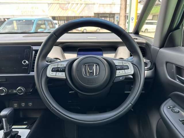 ホンダ フィット　ハイブリッド １．５ Ｅ：ＨＥＶ リュクス R4年 (東海) 99