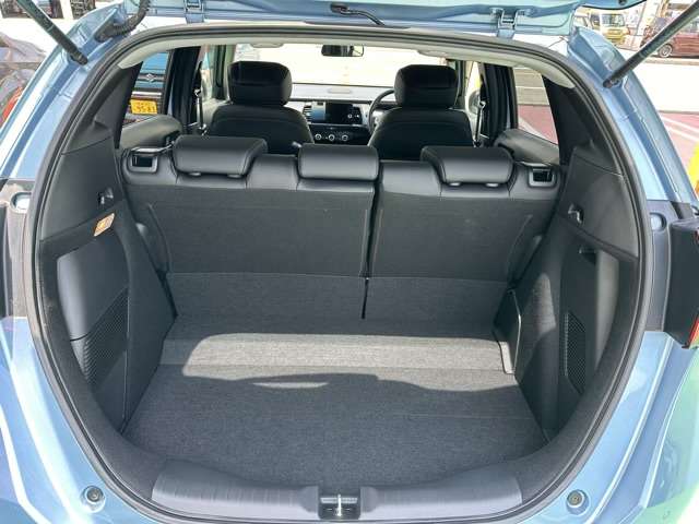 ホンダ フィット　ハイブリッド １．５ Ｅ：ＨＥＶ リュクス R4年 (東海) 99