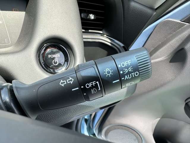 ホンダ フィット　ハイブリッド １．５ Ｅ：ＨＥＶ リュクス R4年 (東海) 99