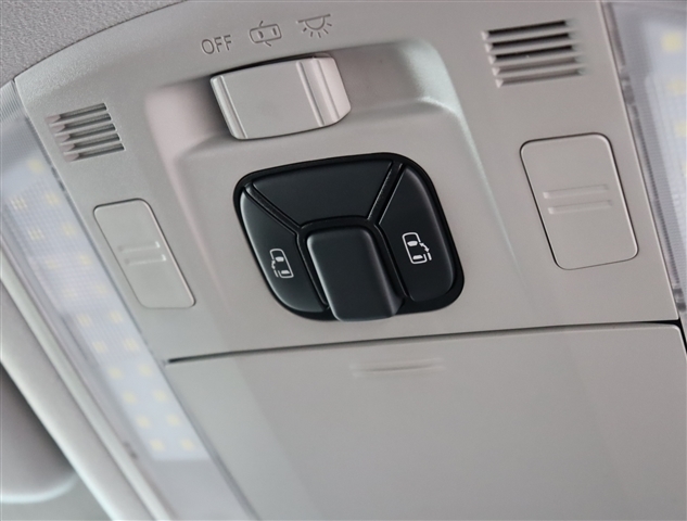 トヨタ ヴェルファイア ２．４Ｚ H24年 (関東) 99