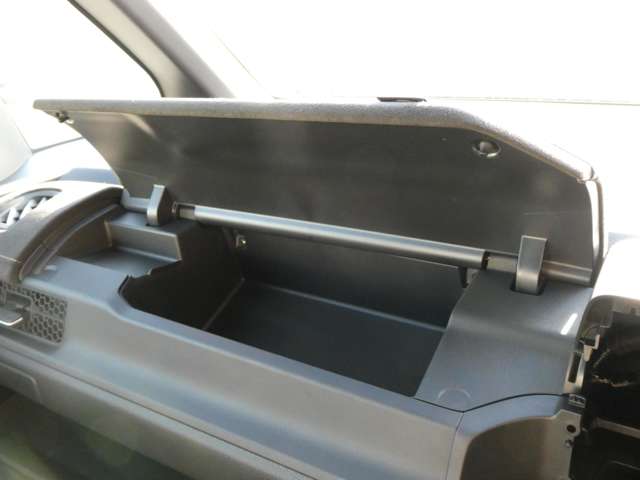 ホンダ ステップワゴン　ハイブリッド ２．０ Ｅ：ＨＥＶ スパーダ プレミアムライン R5年 (関東) 99