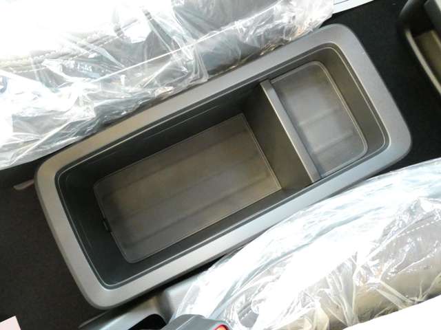 ホンダ ステップワゴン　ハイブリッド ２．０ Ｅ：ＨＥＶ スパーダ プレミアムライン R5年 (関東) 99