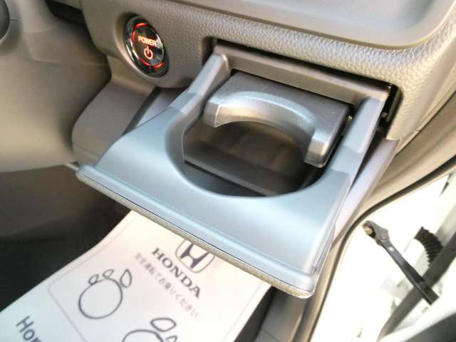 ホンダ ステップワゴン　ハイブリッド ２．０ Ｅ：ＨＥＶ スパーダ プレミアムライン R5年 (関東) 99