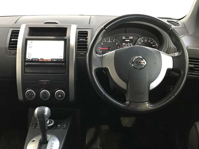 日産 エクストレイル ２．０ ２０Ｘ ４ＷＤ H24年 (北海道) 99
