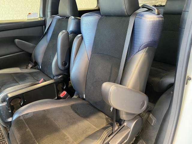 トヨタ ヴェルファイア ２．５ Ｚ Ａエディション ゴールデンアイズ H28年 (九州・沖縄) 99