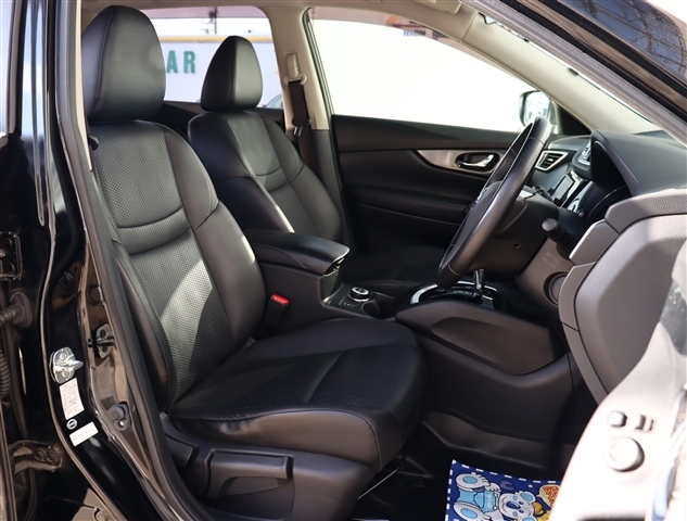 日産 エクストレイル ２．０ ２０Ｘ ブラック エクストリーマーＸ エマージェンシーブレーキ パッケージ ２列車 ４ＷＤ H28年 (関東) 99