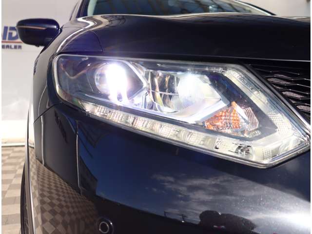 日産 エクストレイル ２．０ ２０Ｘ ブラック エクストリーマーＸ エマージェンシーブレーキ パッケージ ２列車 ４ＷＤ H28年 (関東) 99