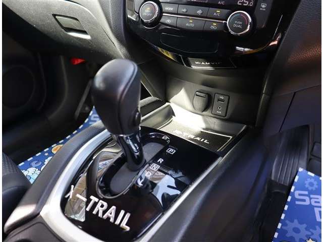 日産 エクストレイル ２．０ ２０Ｘ エマージェンシーブレーキパッケージ ２列車 ４ＷＤ H26年 (関東) 99