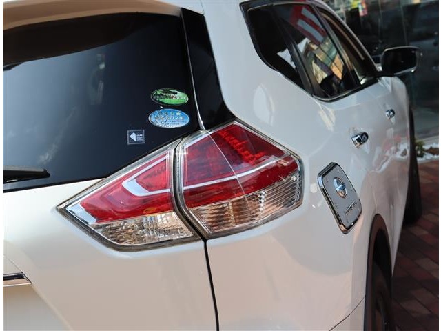 日産 エクストレイル ２．０ ２０Ｘ エマージェンシーブレーキパッケージ ２列車 ４ＷＤ H26年 (関東) 99