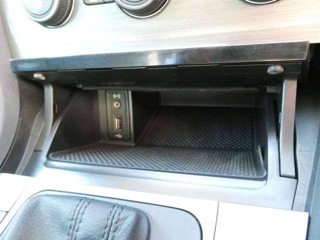 フォルクスワーゲン ゴルフ ＴＳＩ コンフォートライン デア・エアステ H25年 (関東) 99