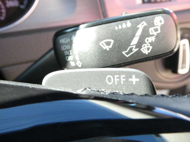 フォルクスワーゲン ゴルフ ＴＳＩ コンフォートライン デア・エアステ H25年 (関東) 99